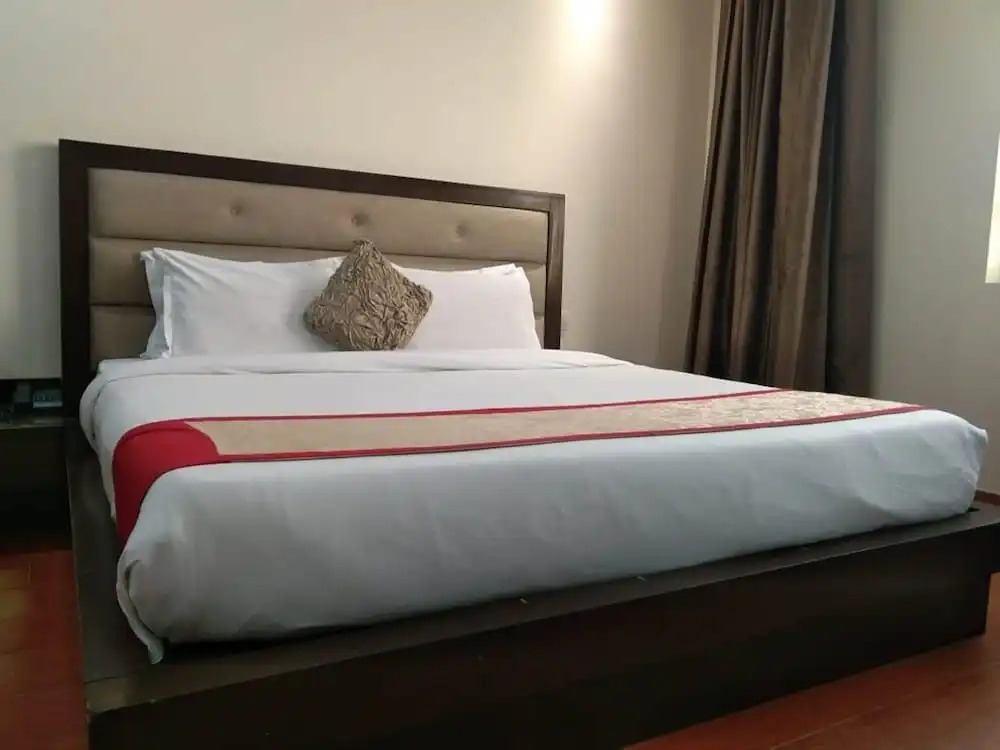 Hotel Ambrosia by Zenith - A-217, Road No 6, Block RZ, Mahipalpur