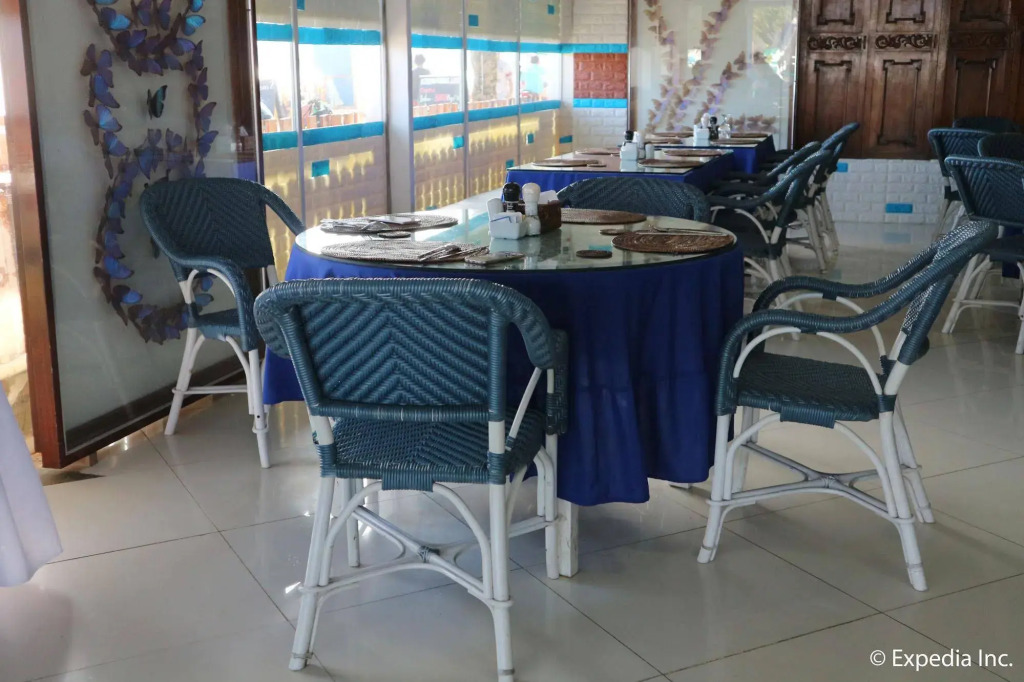 Bolabog Beach Resort
