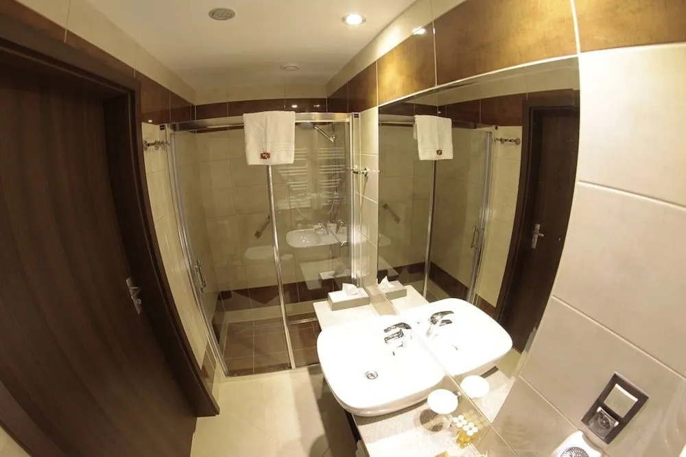 Hotel Kryształ Conference & Spa