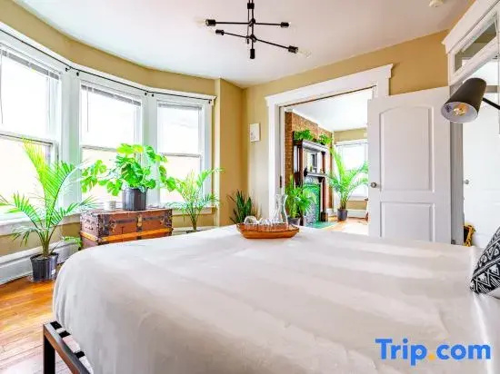 Short North - Convention - King Bed - Parking Free