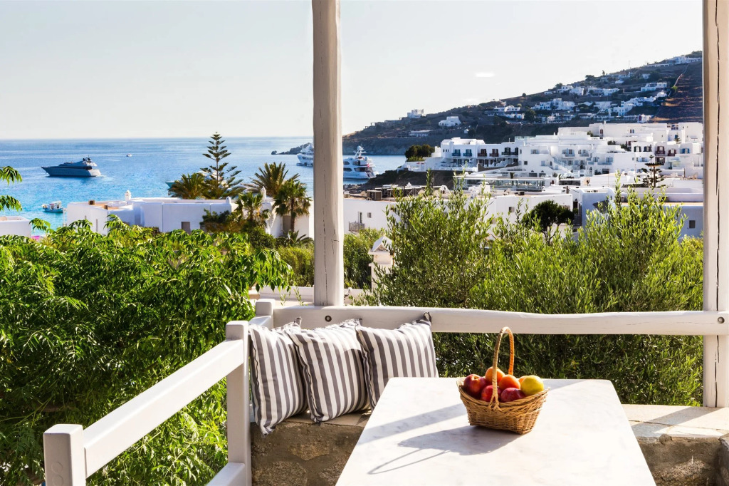 BayBees Sea View Residence