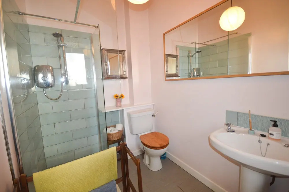 Gloucester Road Studio Flat
