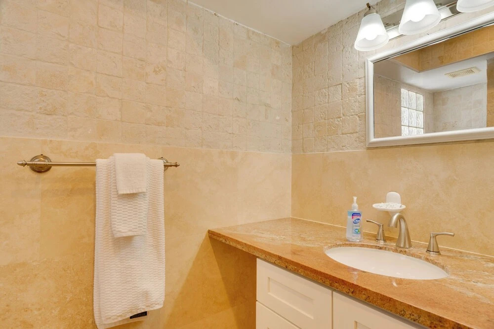 Beautiful Cape Coral Home Near Dining & Shops
