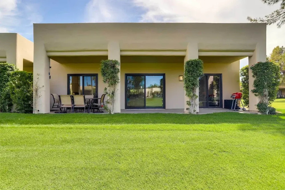 11 Mi to Coachella Valley: Pet-friendly Home!