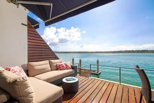 Mariner Point U2