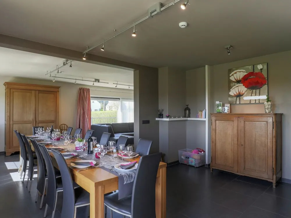 Comfortable Cottage with Indoor Pool, Sauna And Fireplace