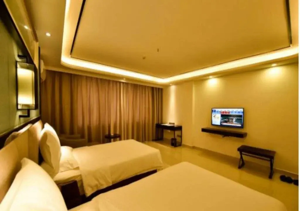 Jiajie Chain Hotel Haikou East High-speed Railway Station