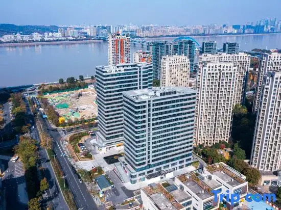 Hangzhou Langju Hotel