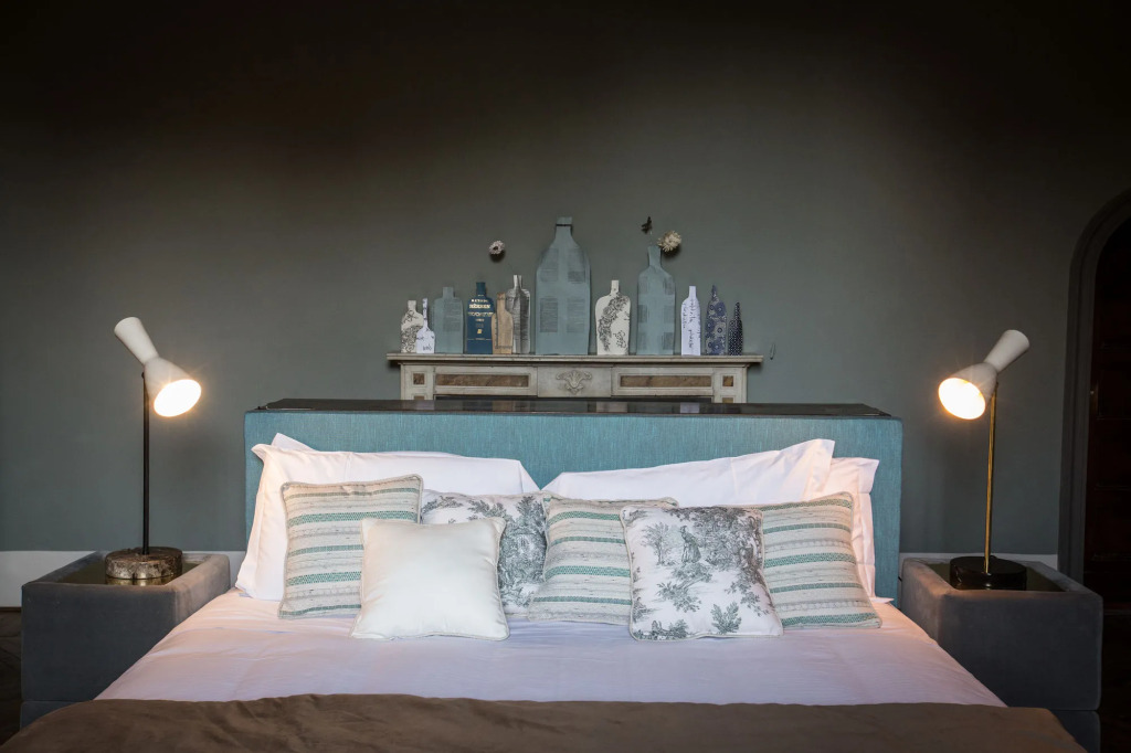 AdAstra Suites
