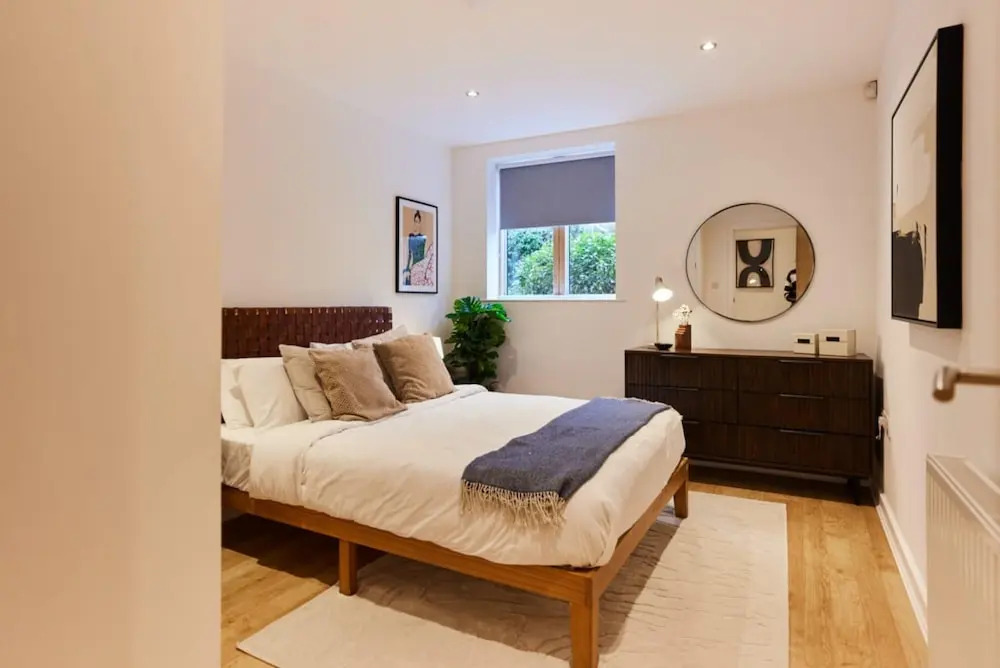 The Putney Escape - Trendy 2bdr Flat With Terrace + Parking