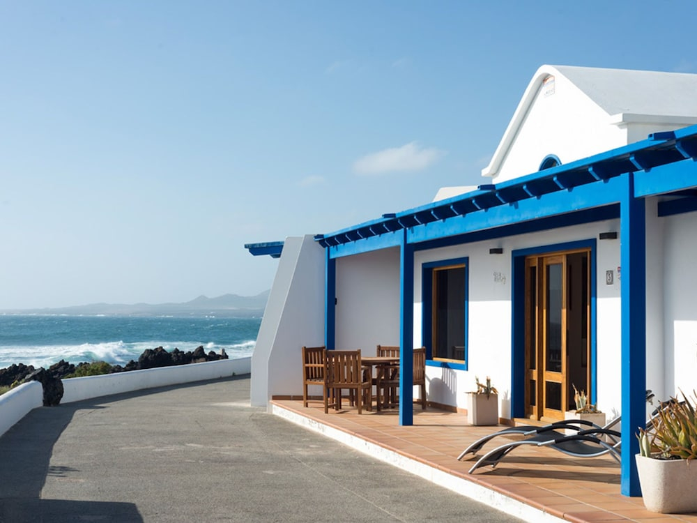 Cozy Villa in Punta Mujeres With Terrace