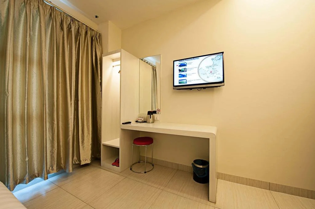 Seven Hotel