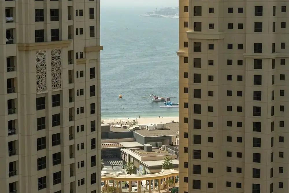 Premium 1-bedroom Apartment in Dubai Marina