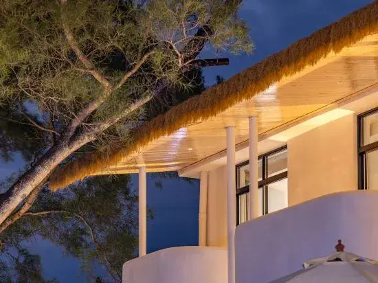 Luxury Wave‘s Home