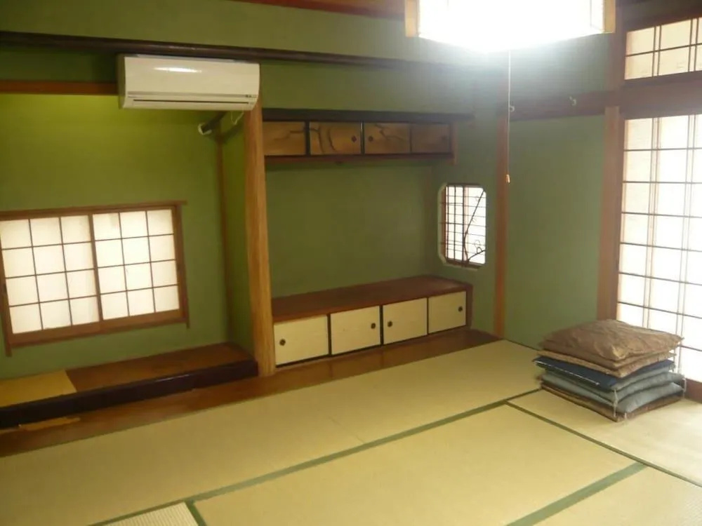 Youth Hostel WANIHAMA-Lakeside BIWA