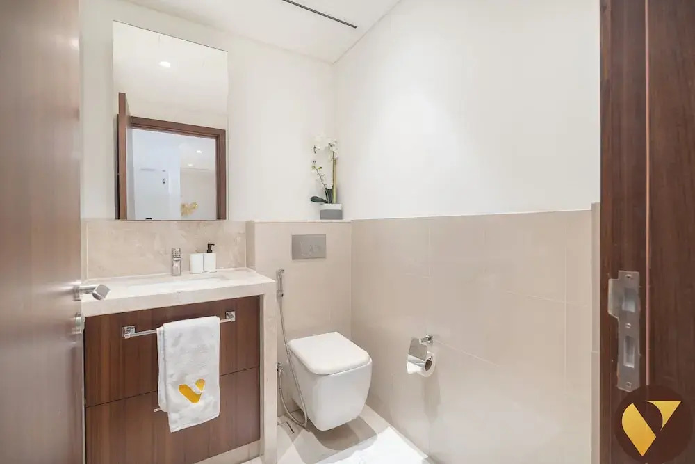 Vogue| Boulevard Point Direct access to Dubai Mall