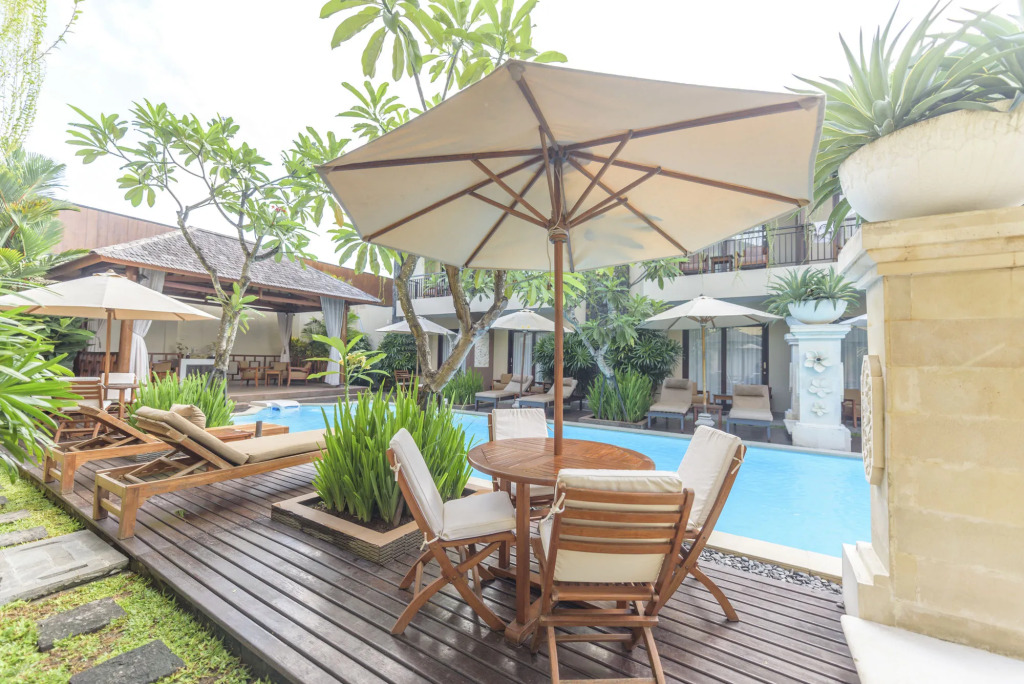 dPenjor Seminyak