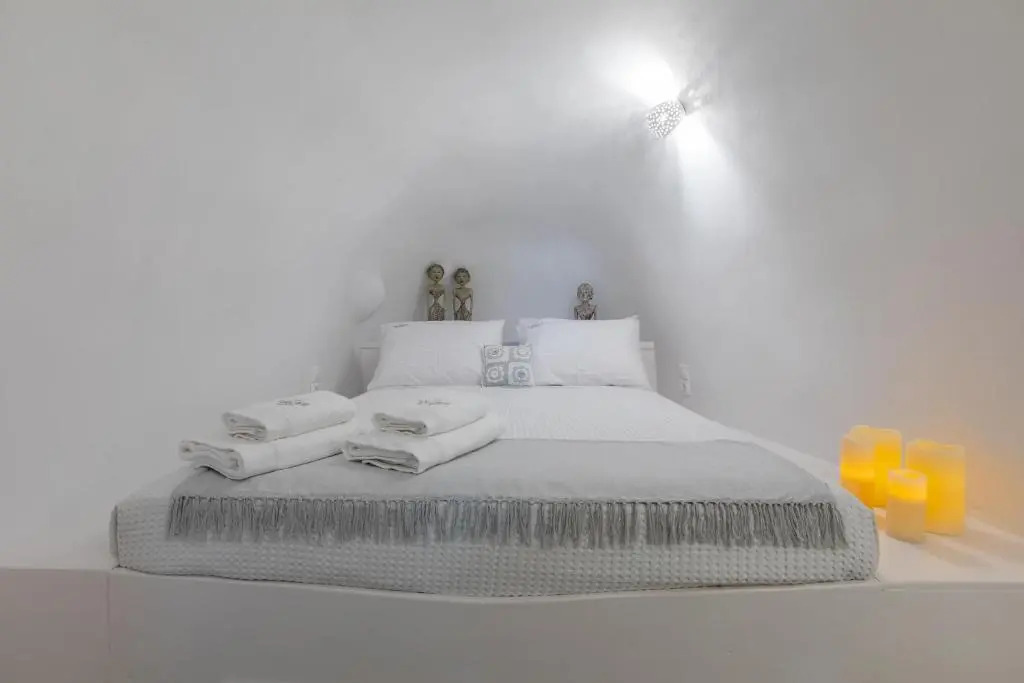 Volcave Suites