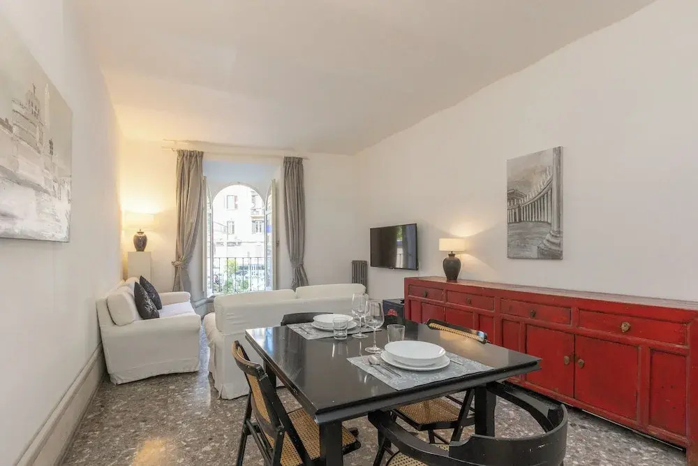 Rental in Rome Angelico Apartment