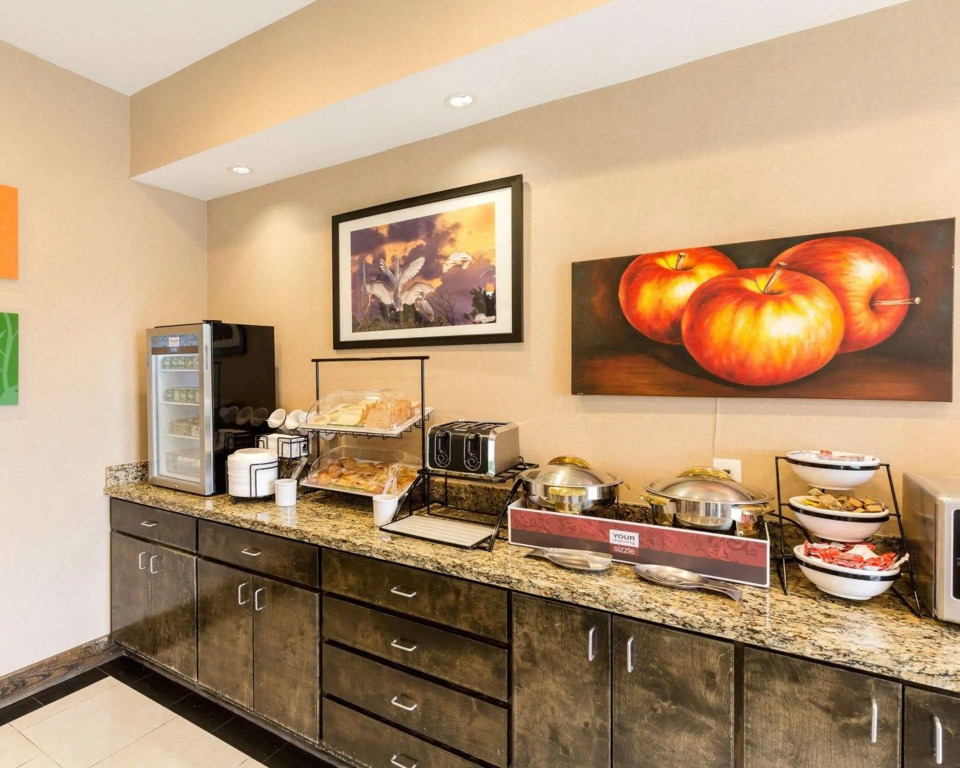 Comfort Inn & Suites Winnie