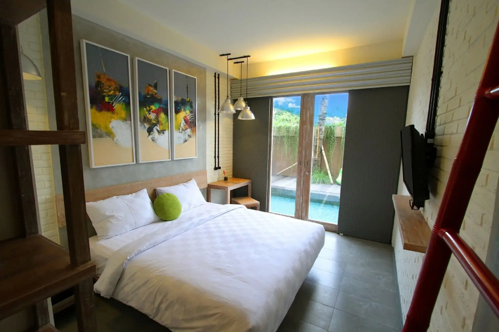 FRii Bali Echo Beach