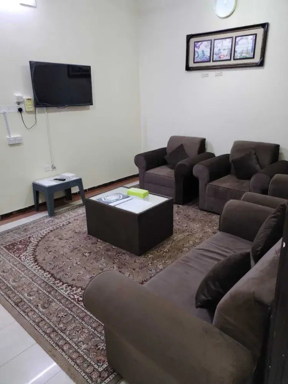 Al Eairy Furnished Apartments Hail 1