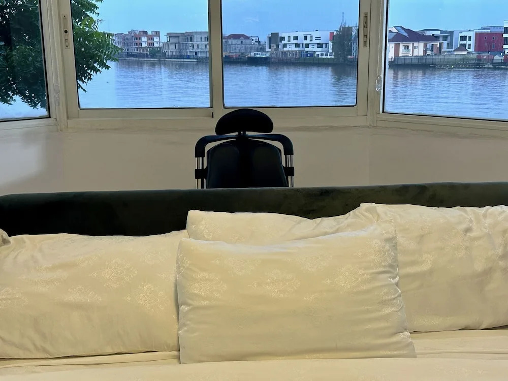 Guided Hospitality - Luxury Accommodations