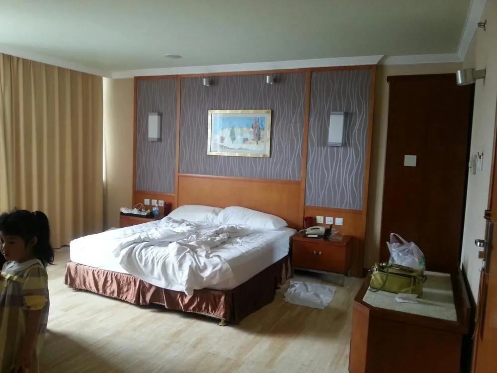 Qingdao Blue Horizon Marina Gold Hotel