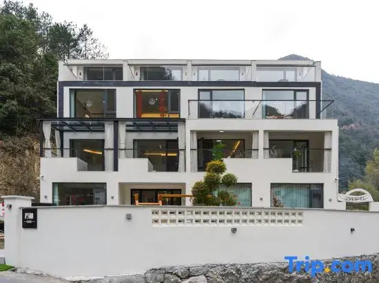 Creekside·Rill Ease Riverside Stream Villa (Zhebei Grand Canyon Branch)