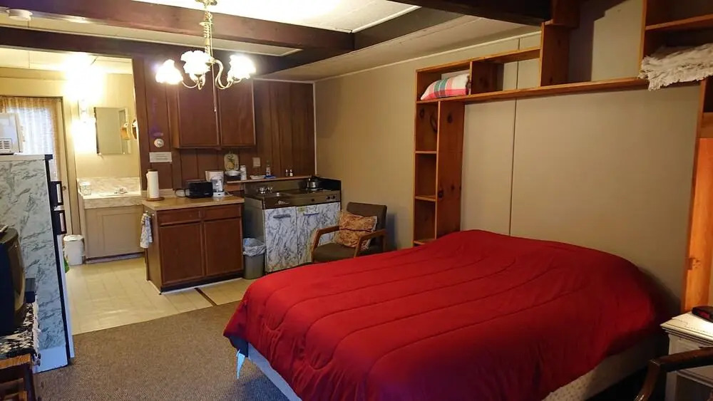 brookside motor inn
