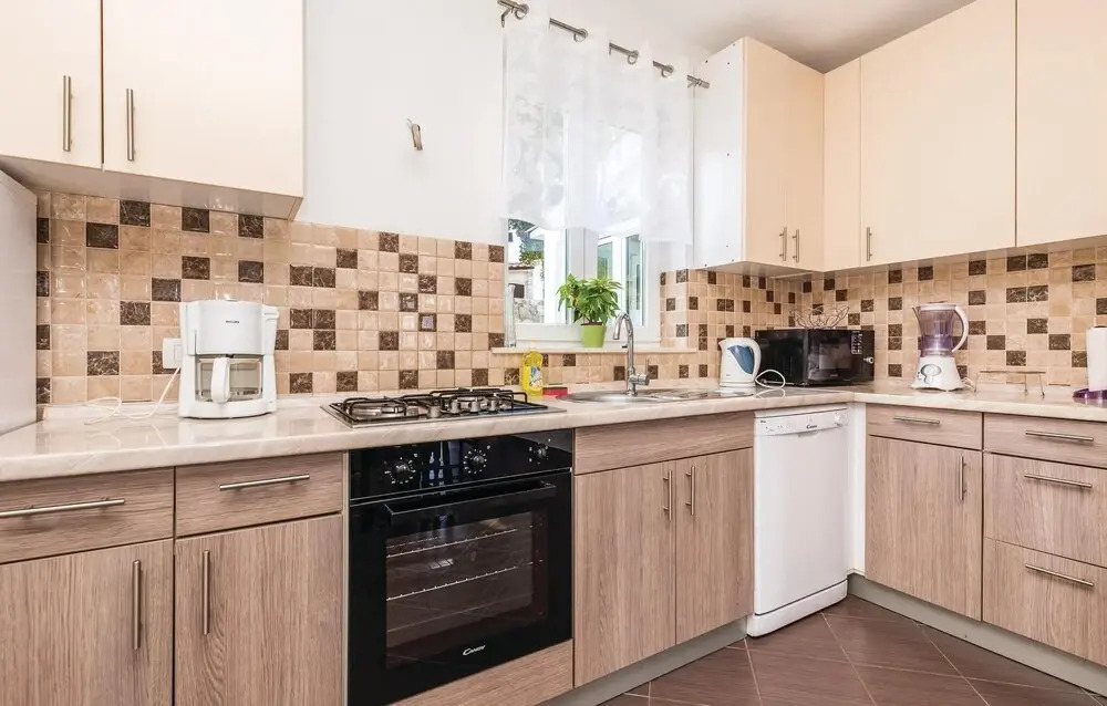 Stunning Home in Brsec With Wifi and 3 Bedrooms