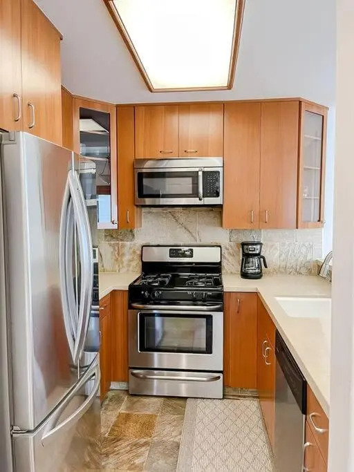 Supreme 2BD/3BA Condo - Los Angeles