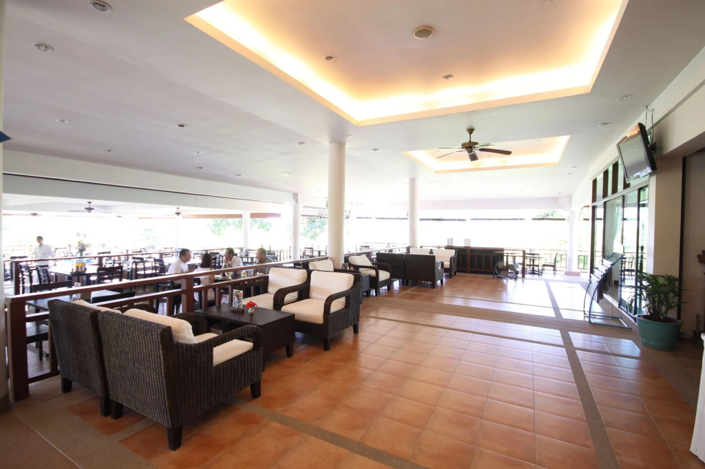 Mae Jo Golf Club & Resort