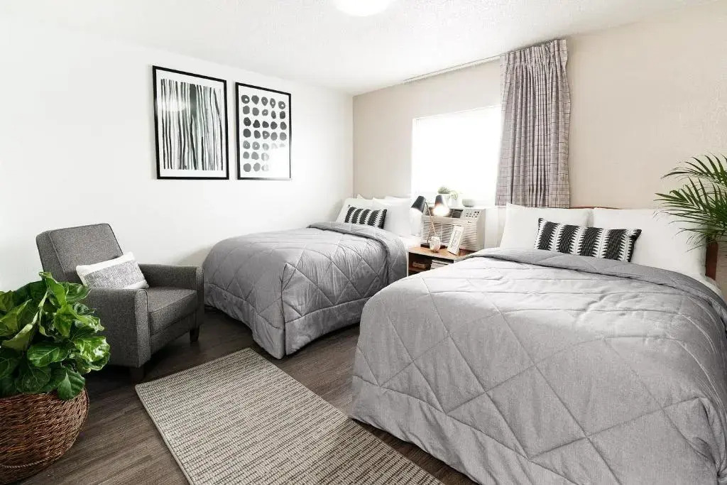 InTown Suites Extended Stay Chicago IL - Oakbrook