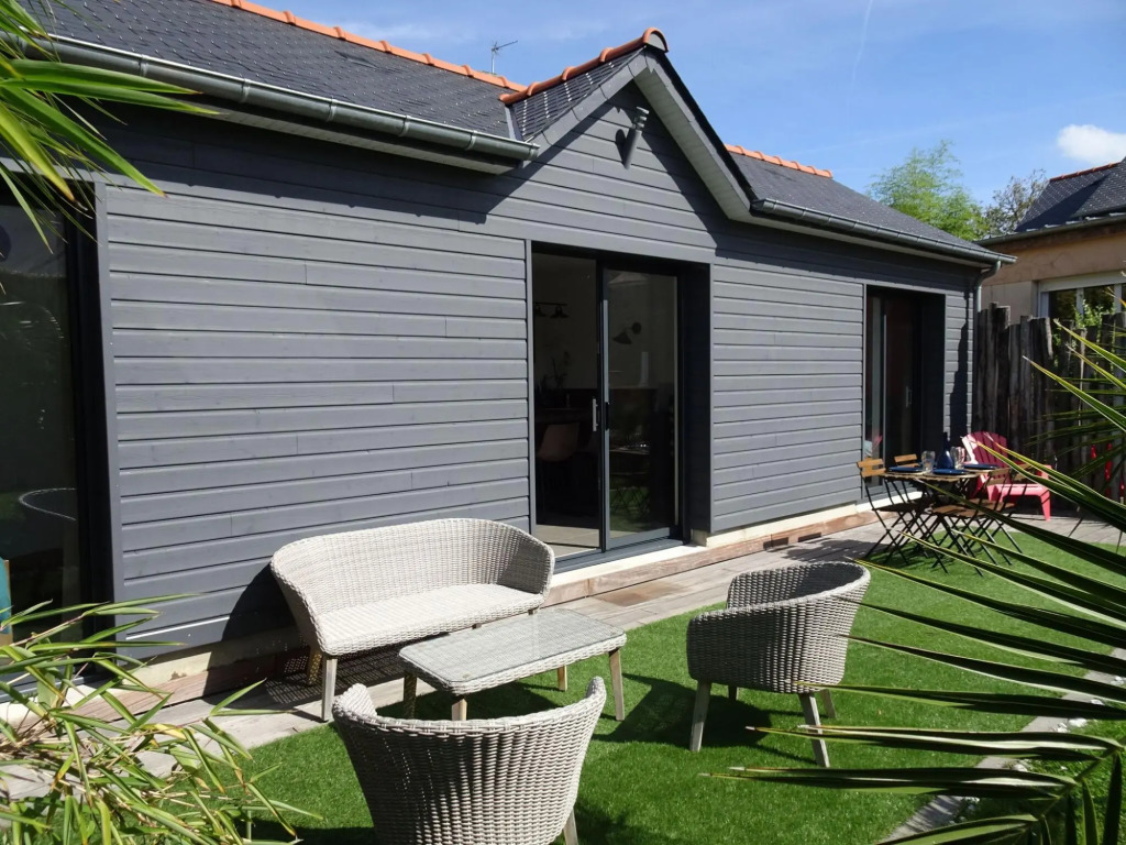 Holiday Home Located in the Middle of the Popular Seaside Resort, Cancale