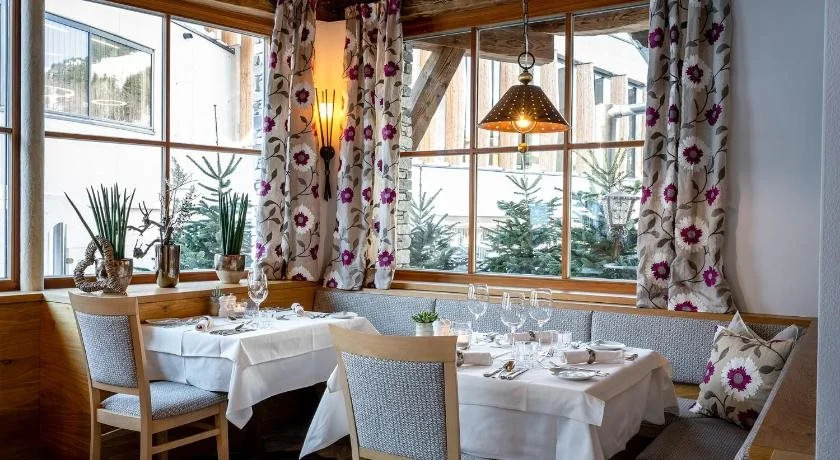 Hotel das Zwölferhaus