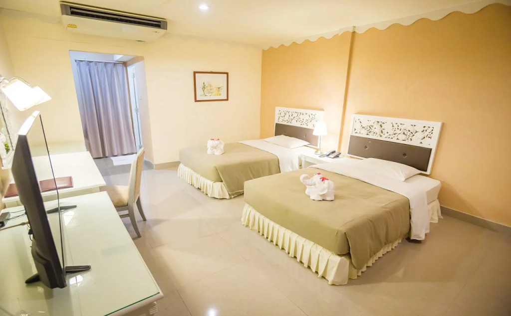Dad D Resort by Lopburi Inn Resort
