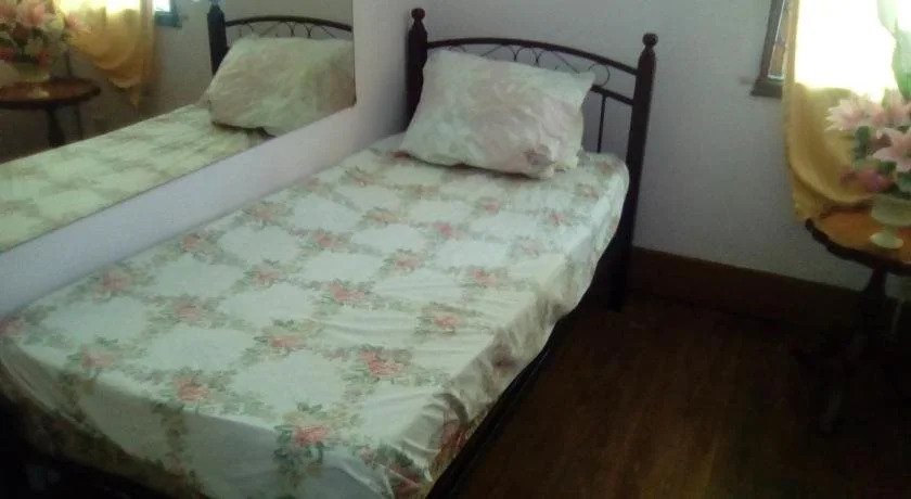 Robert's Guesthouse
