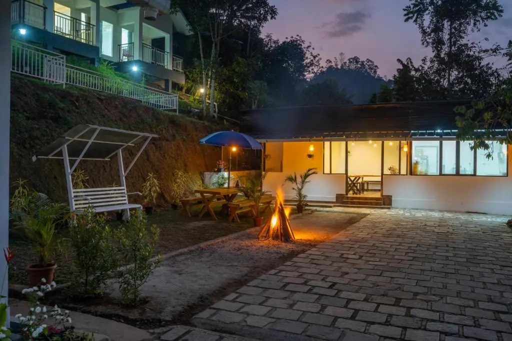 Munnar Majestic Resort with Pool