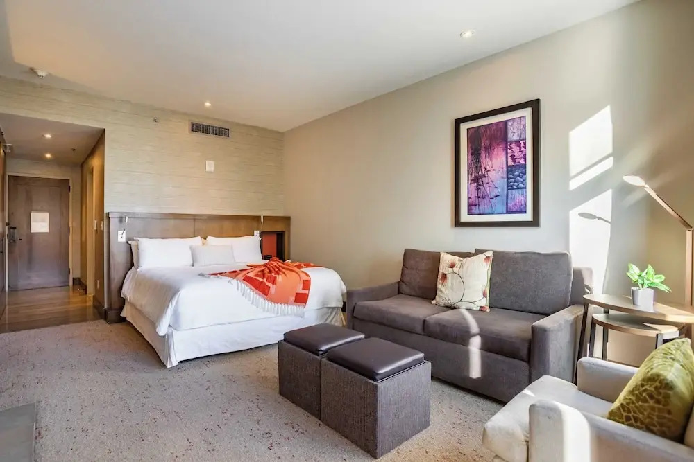 Beaver Creek Solace by Avantstay Studio w/ Resort Pool + Hot Tub Premier Avon Location