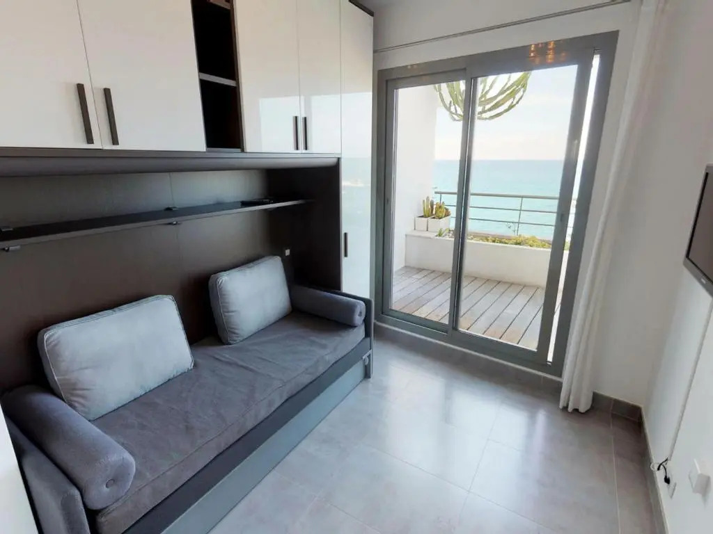 Appartement Menton, 3 pièces, 4 personnes - FR-1-196-250
