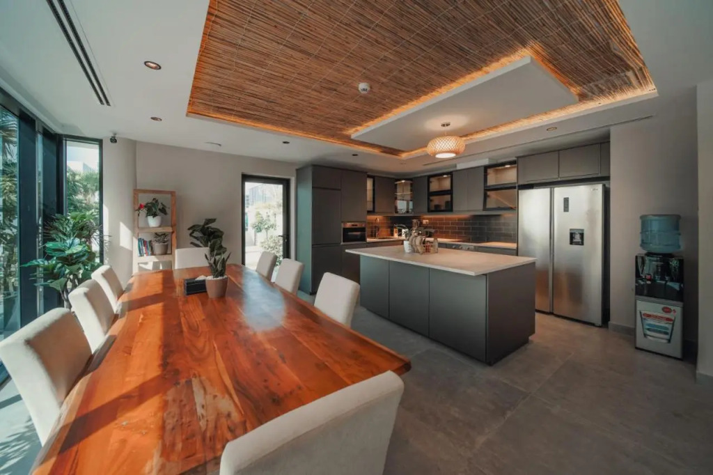 Nas House Private & Shared Villas