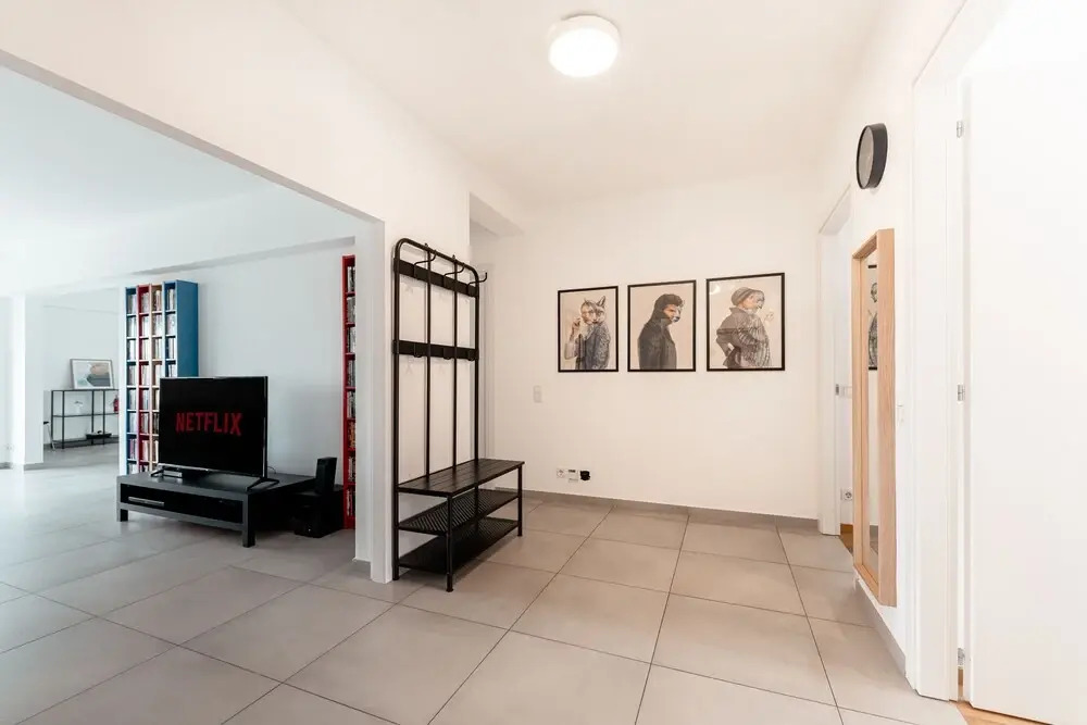 City's Best View, Spacious 2BR Apartment W Balcony
