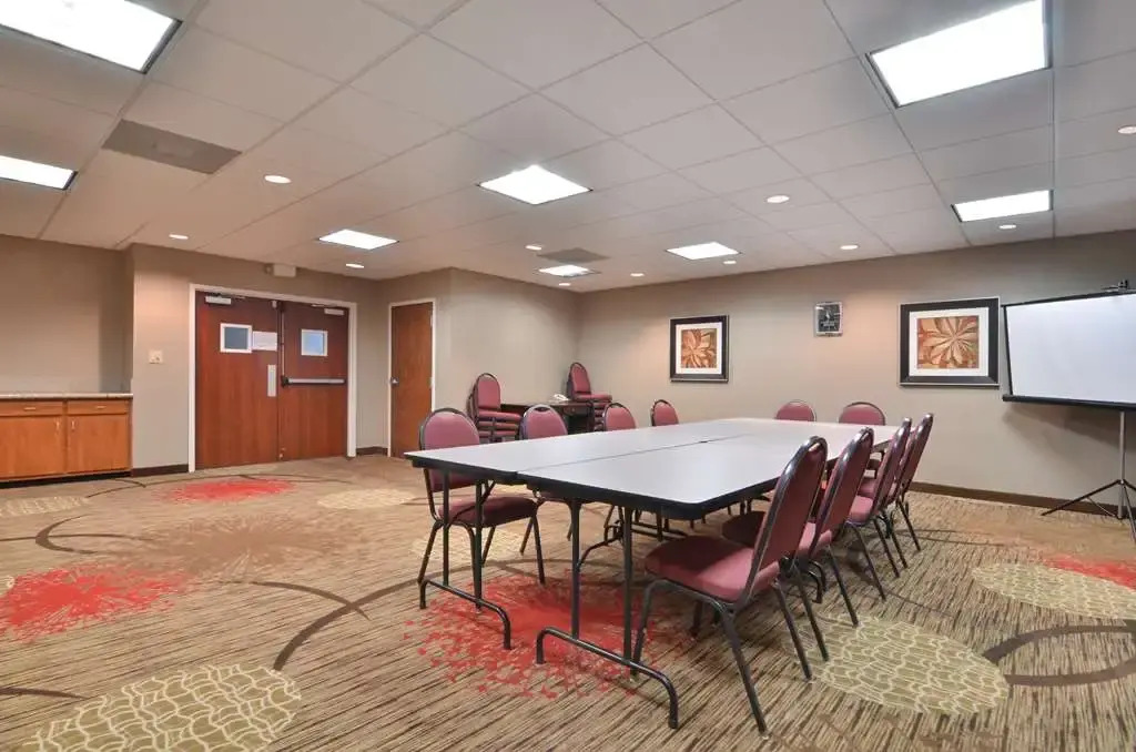Best Western Dayton Inn & Suites