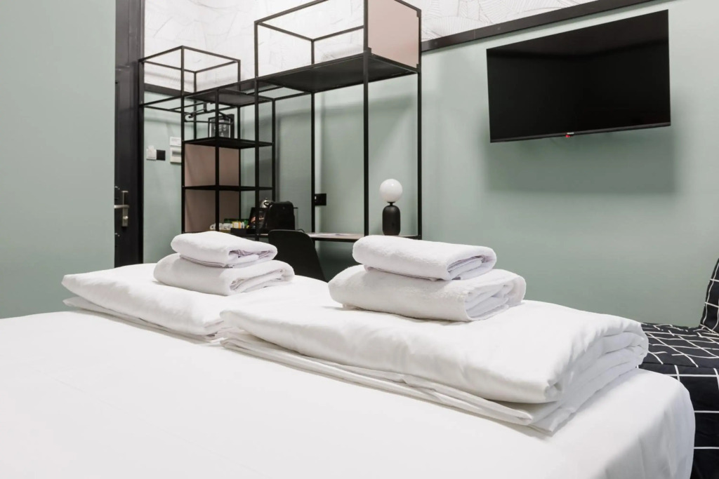 Swanky bed&breakfast