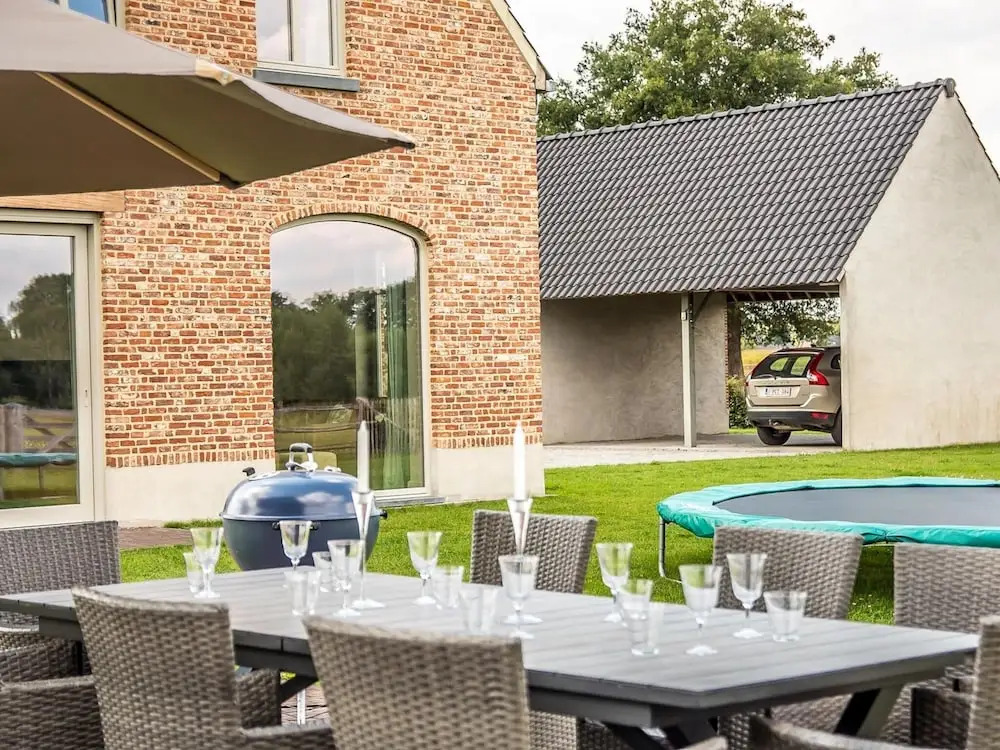 Peaceful Peer Holiday Home