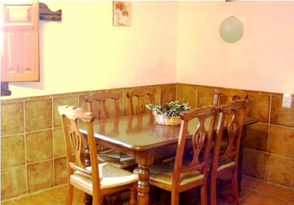 House With 2 Bedrooms in Montefrío, With Wonderful Mountain View, Priv