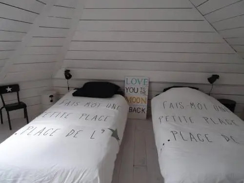 White and Sea Lodge