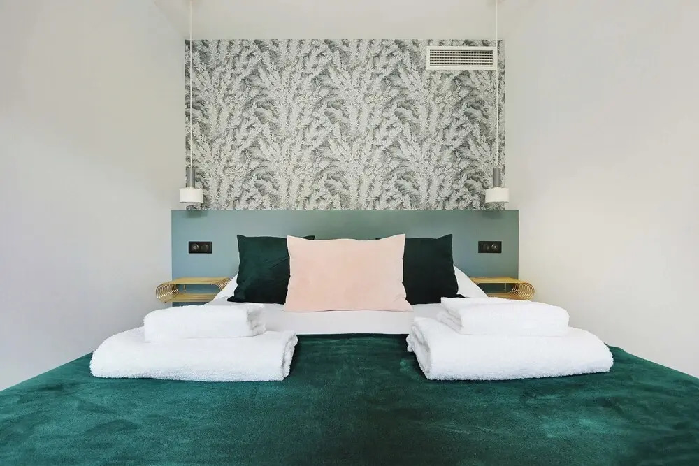 Apartment for 6 People in Paris