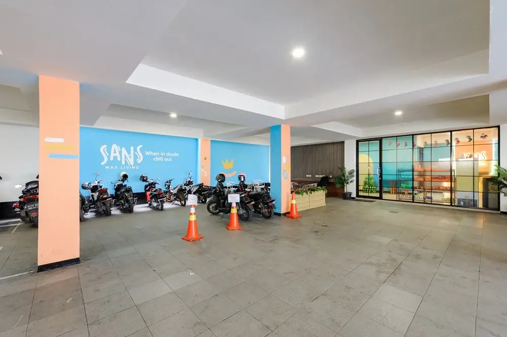 Sans Hotel Max Living Cengkareng
